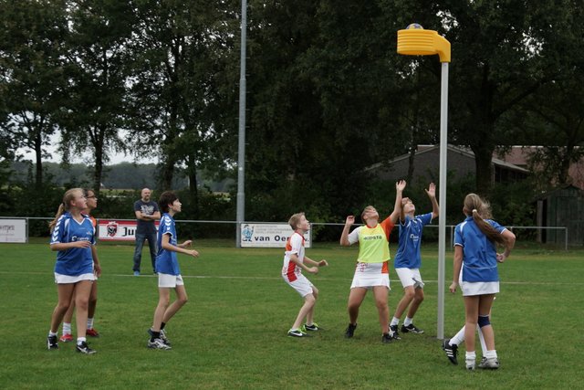 Korfbal C2  14 september-027.JPG